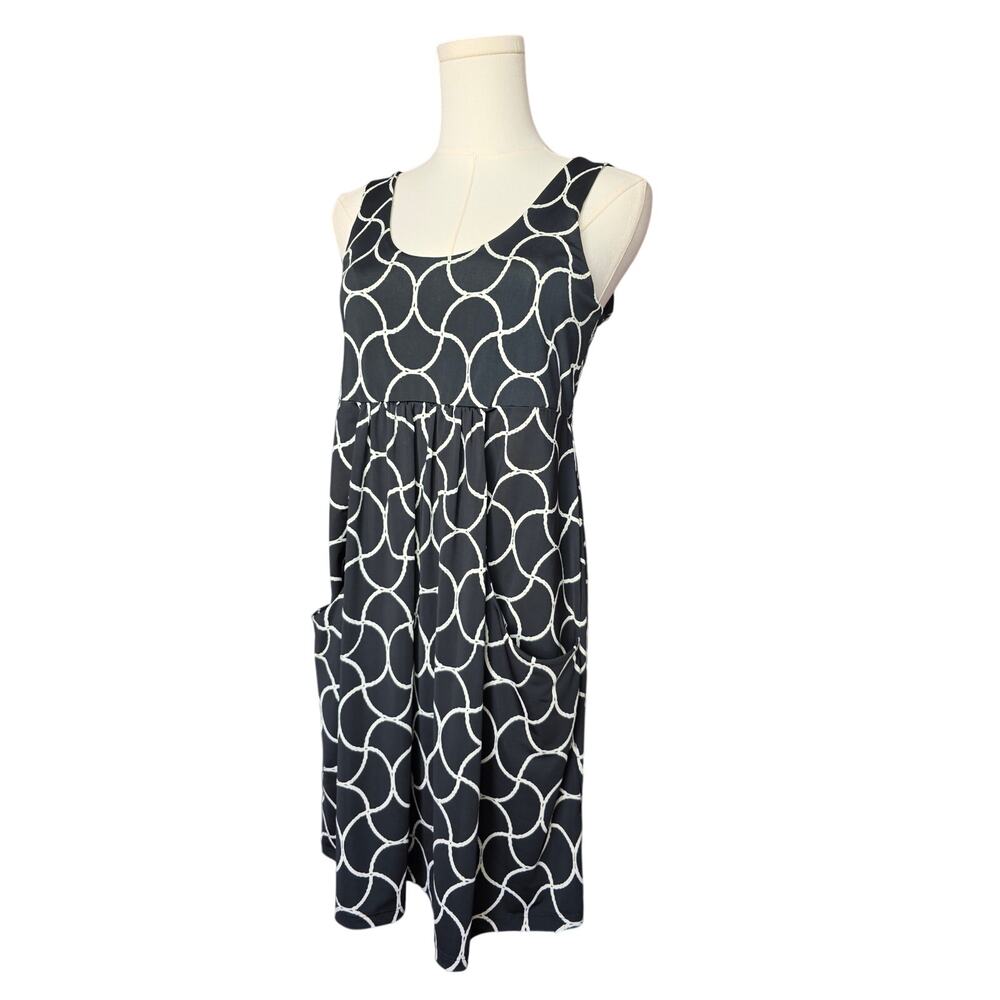 SAINT TROPEZ Black Ivory Chain Print Drape Pocket Dress